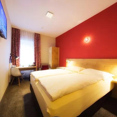 Azenberg Hotell