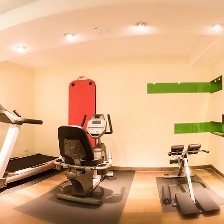 Hotell Azenberg 4*