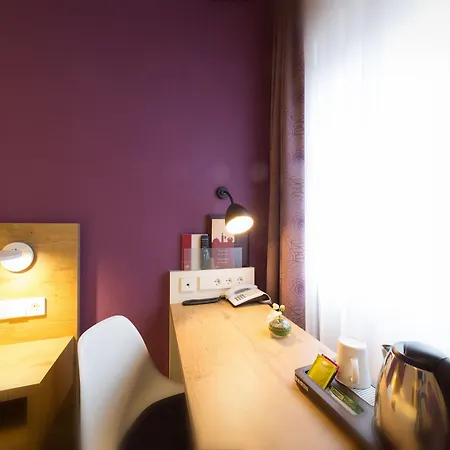 Azenberg Hotel Stoccarda