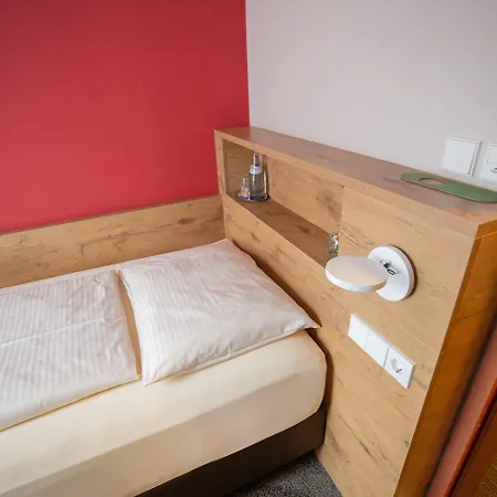 Hotel Azenberg 4*