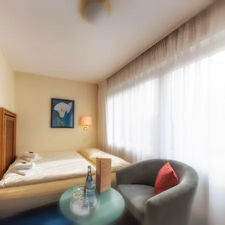 أزينبيرغ 4*
