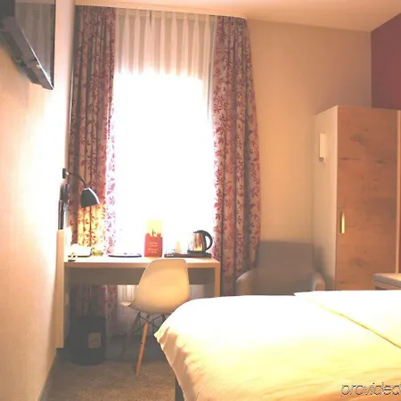 Azenberg Hotel Stoccarda