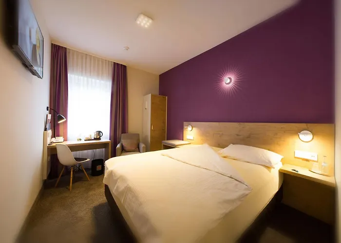 Azenberg Hotel Stoccarda