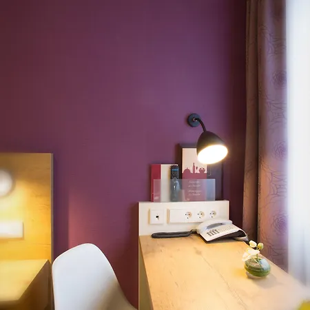 Azenberg 4* שטוטגרט